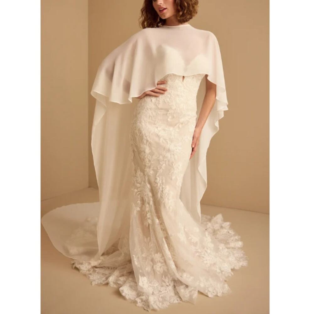 Vow'd Ivory Honeycomb Bridal Cape One Size